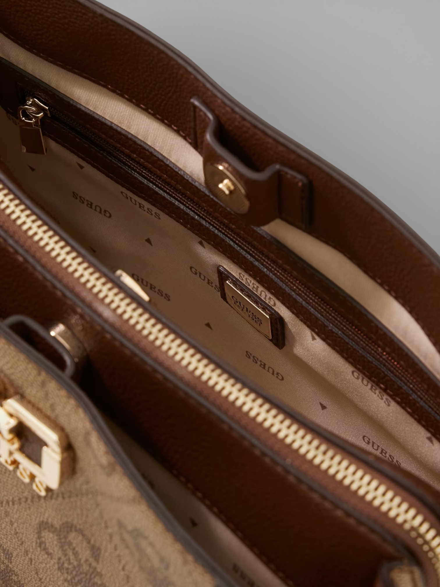 Borsa a Mano Guess KERLINA Marrone - immagine 4