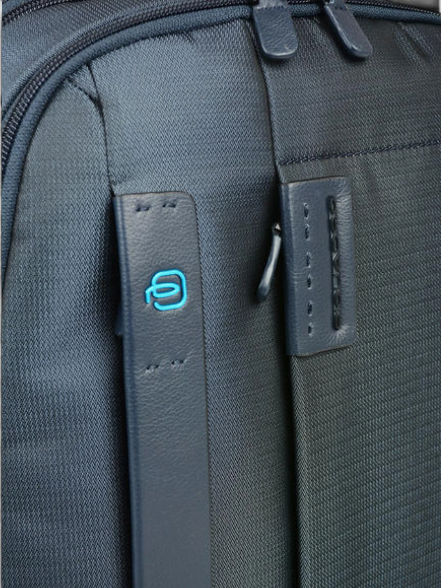 Zaino Piquadro P16 Blu - immagine 4