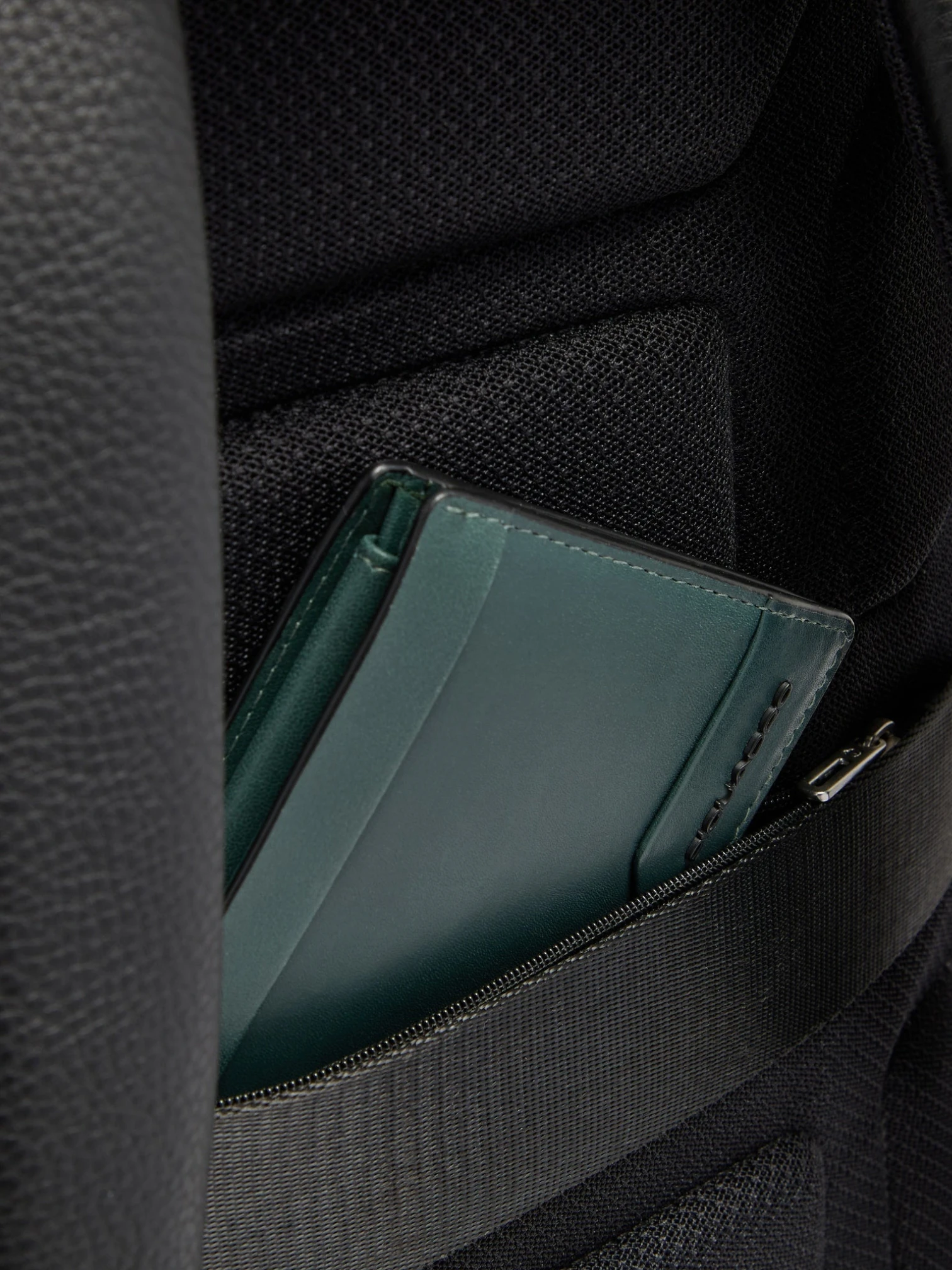 Zaino Piquadro W144 Nero - immagine 8