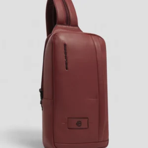 Zaino monospalla Piquadro W137 Cuoio
