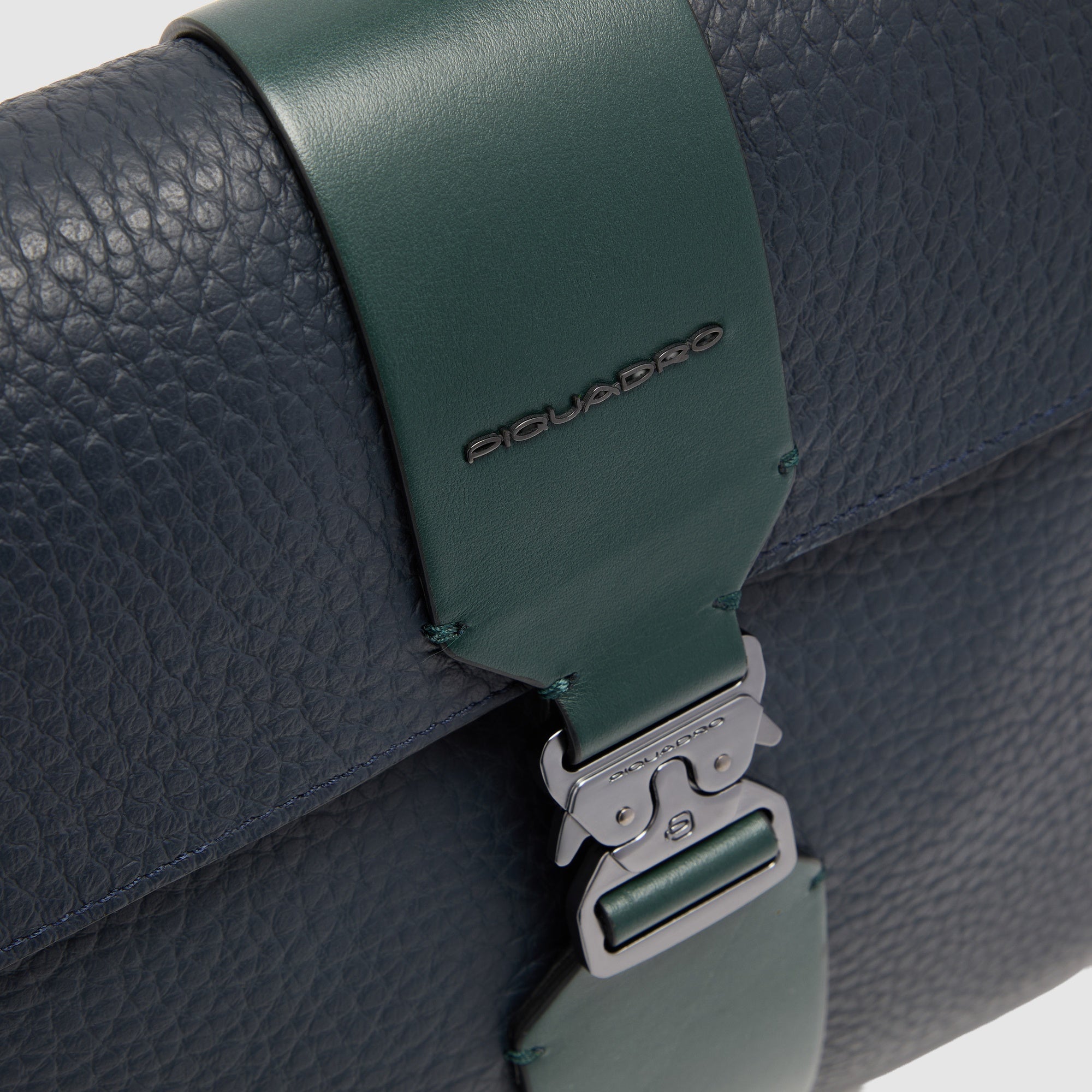Pochette uomo porta iPad®Pro 13" Piquadro Materia Blu/Verde - immagine 5