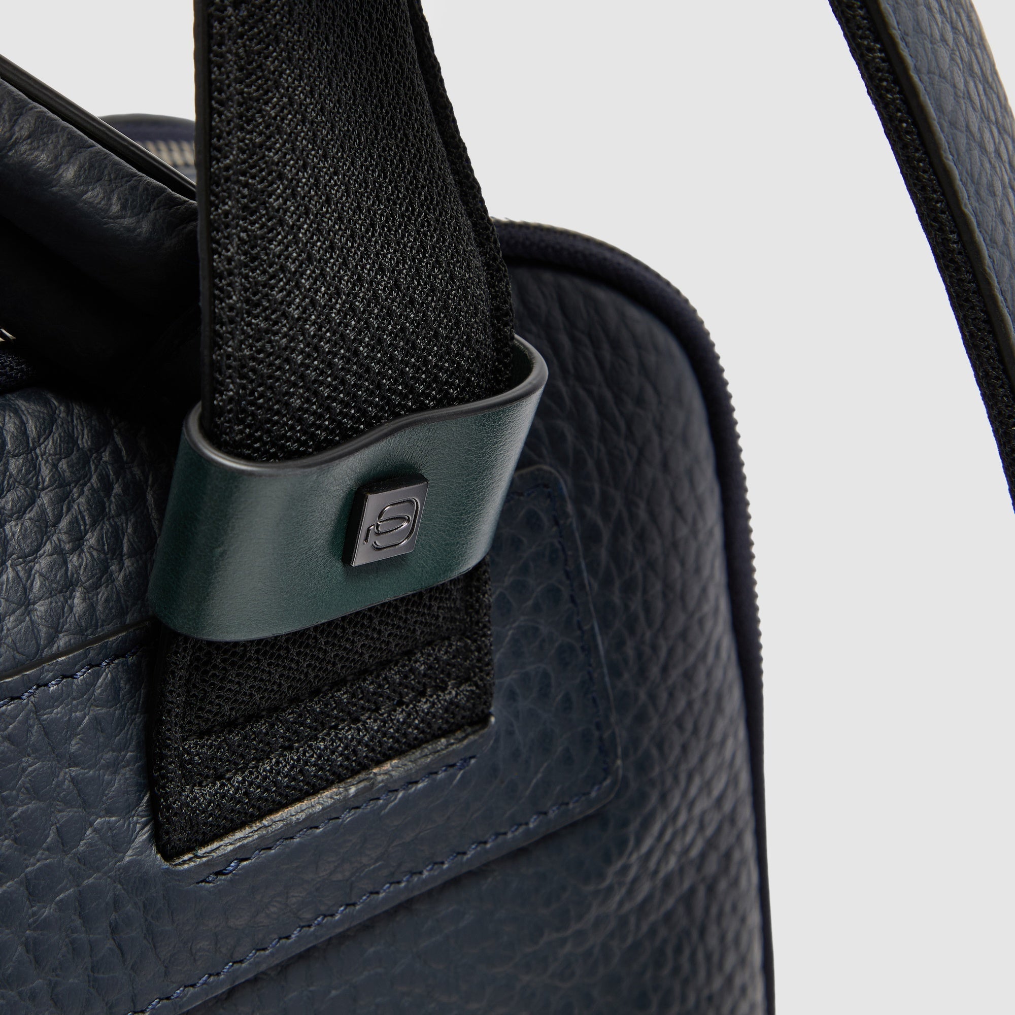 Zaino da viaggio porta pc 15,6" Piquadro Materia Blu/Verde - immagine 10