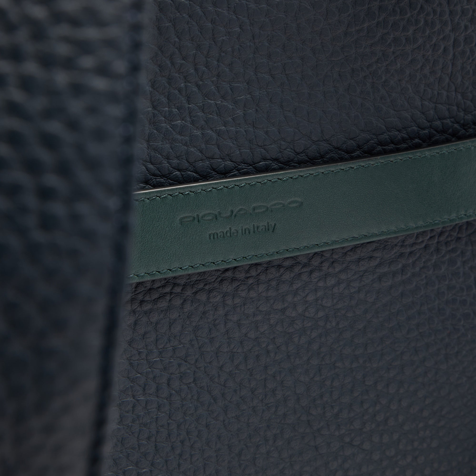 Zaino da viaggio porta pc 15,6" Piquadro Materia Blu/Verde - immagine 11